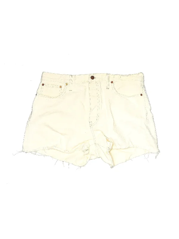 High-Rise Denim Shorts in Light Wash