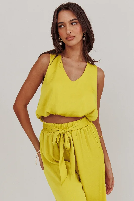 Mariposa Sleeveless Bubble Hem Top Chartreuse