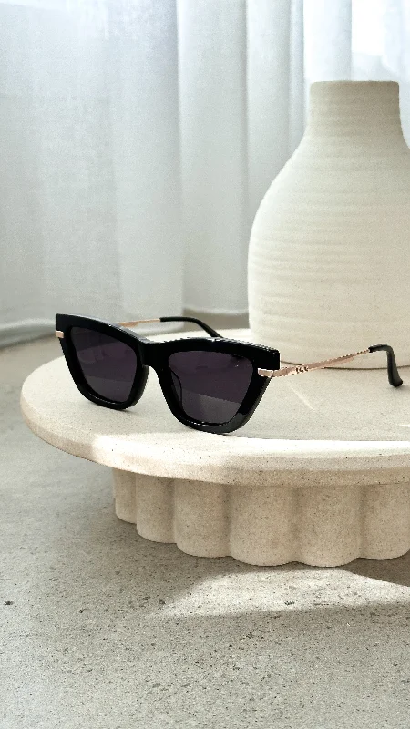 Whitney Sunglasses - Jet Black