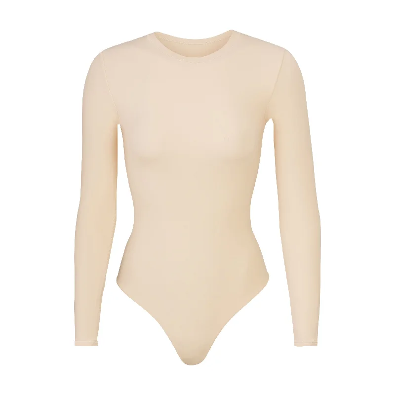 FITS EVERYBODY LONG SLEEVE CREW NECK BODYSUIT | SAND